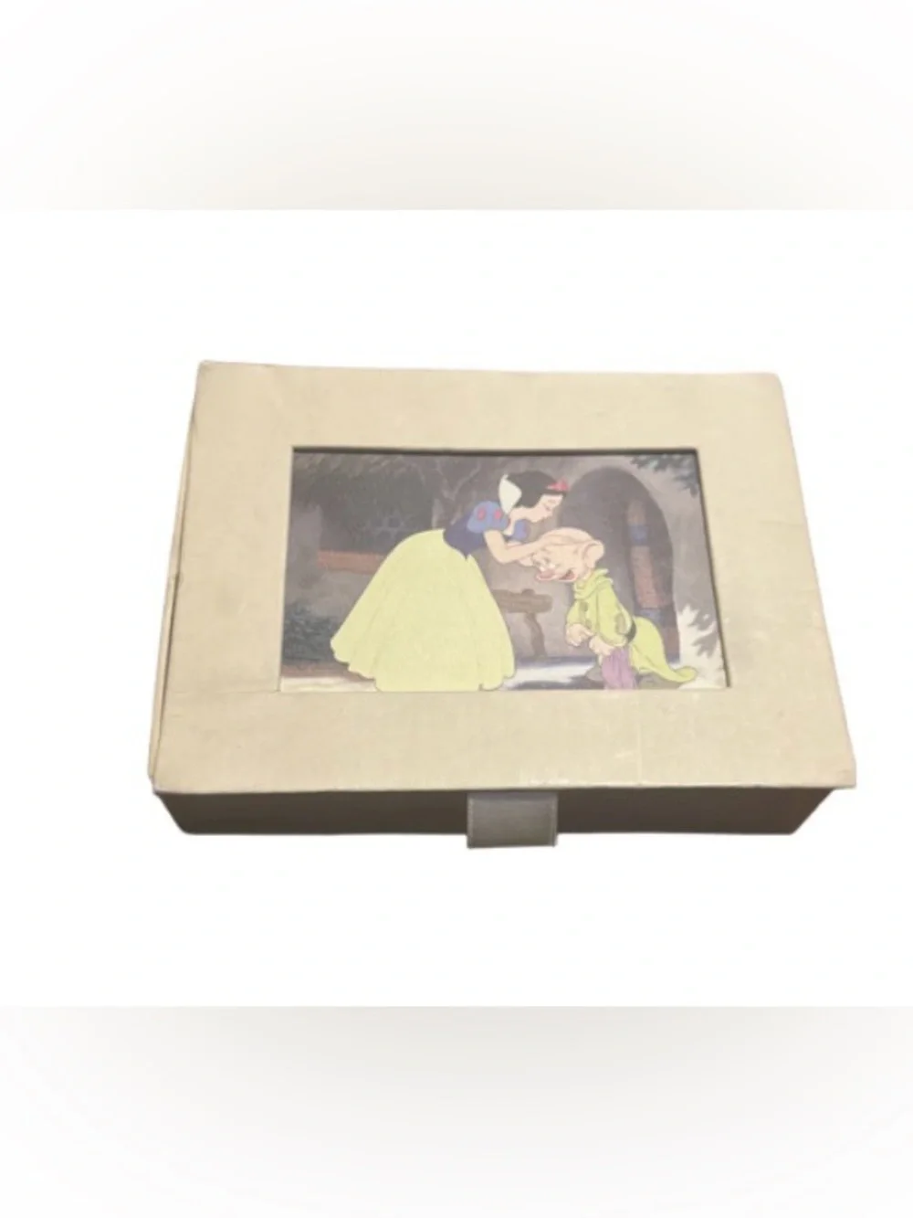Snow White note card set with Illustrated Lid - Cream